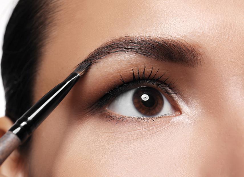 어떤 아이 브로우 포마드를 선택해야 하나요?